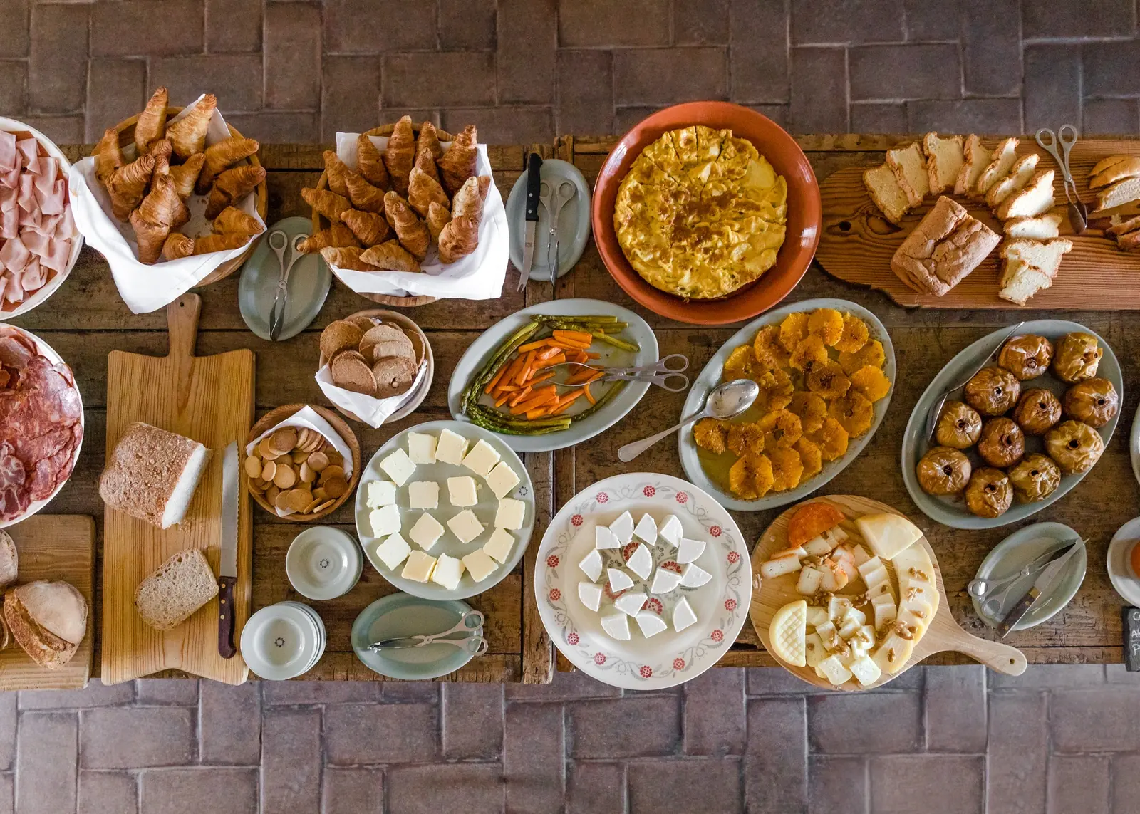 Farm-to-table breakfast service at São Lourenço do Barrocal, Alentejo