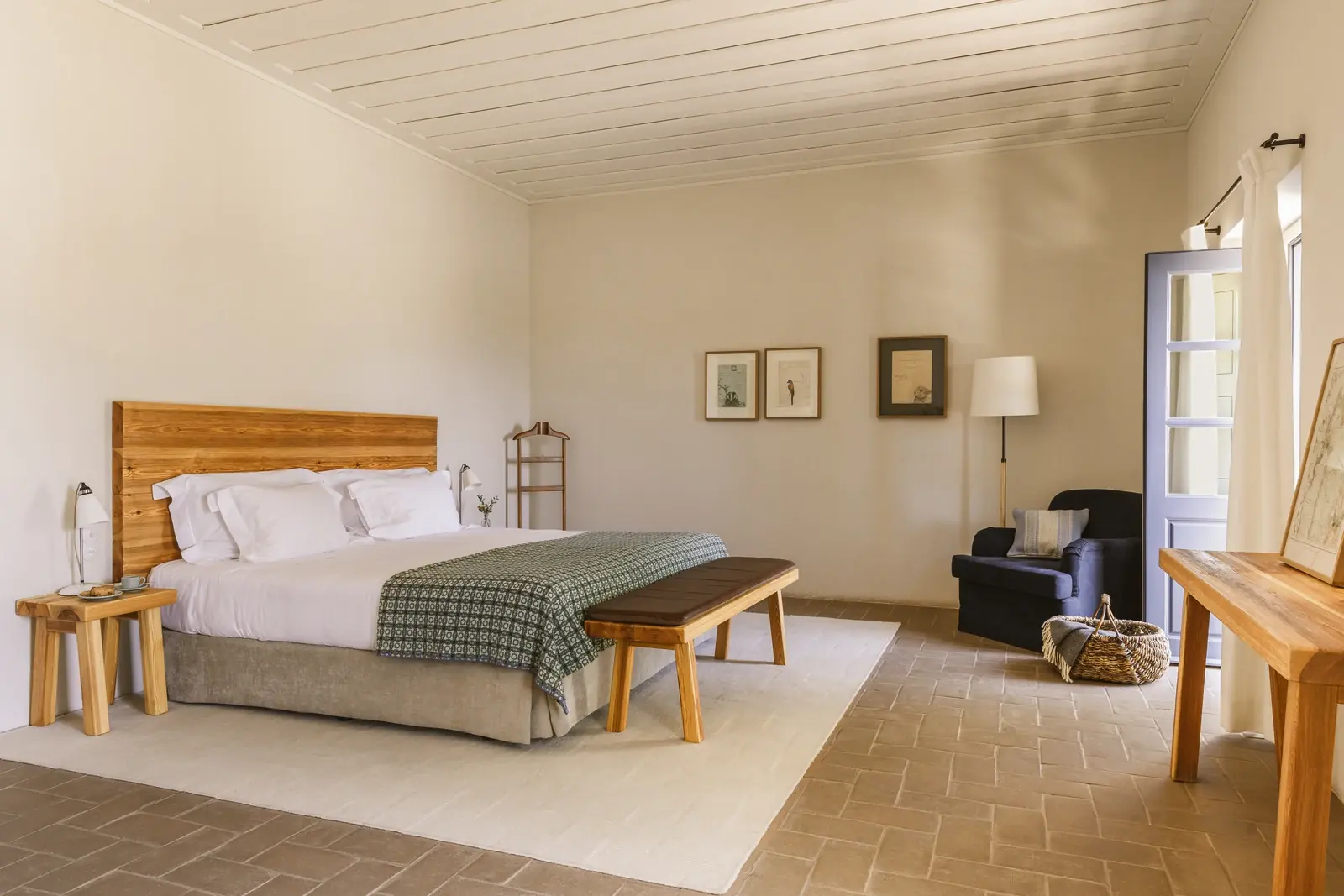Covered terrace at São Lourenço do Barrocal, Alentejo