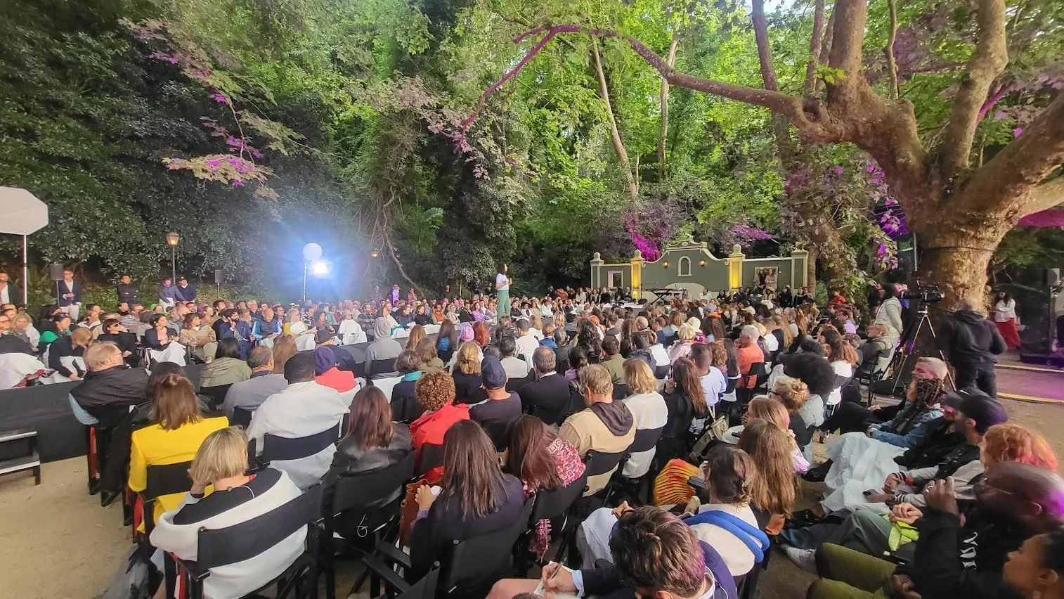 Evening concert at the Quinta da Bella Vista Garden Theater under the trees